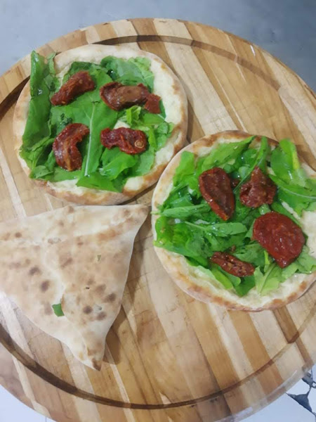 Foto 5 Pizzaria e Esfiharia Egipcia Foto 5 Pizzaria e Esfiharia Egipcia