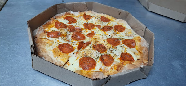 Grand Gourmet Pizzaria: Pizza Crocante, Marmitaria, Delivery em Fortaleza