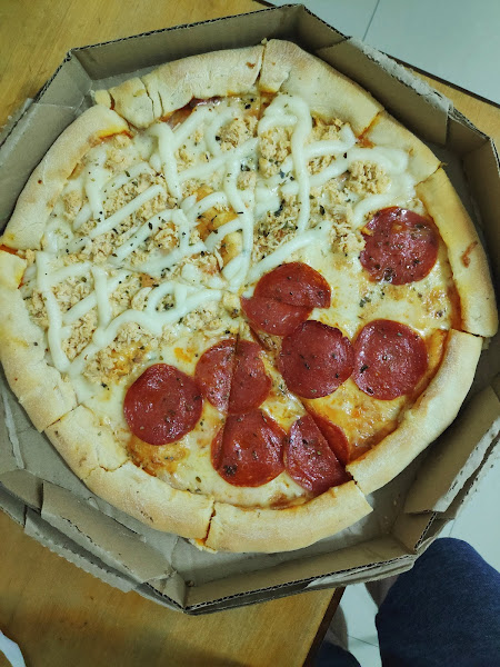 Foto 0 Gulla Salgaderia e Pizzaria