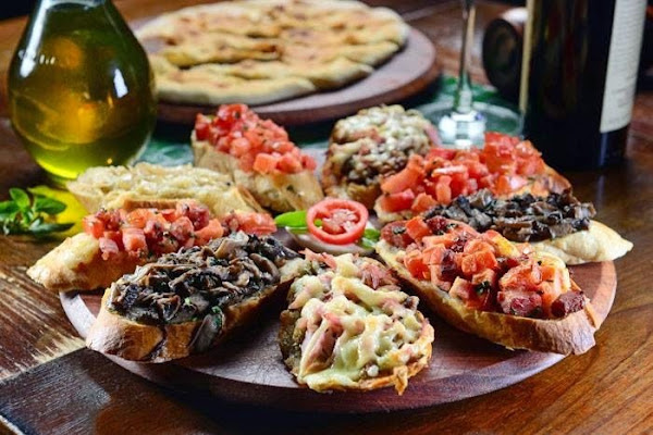 Foto 1 Carolla Pizza D.O.C. - Batel