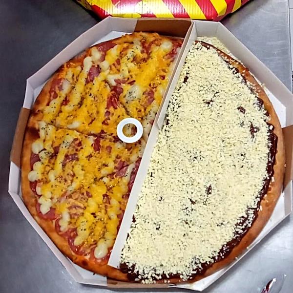 Rapidità Pizzaria - Unidade Água Verde. Forno a lenha, massa artesanal, recheada, entrega com rapidez,.