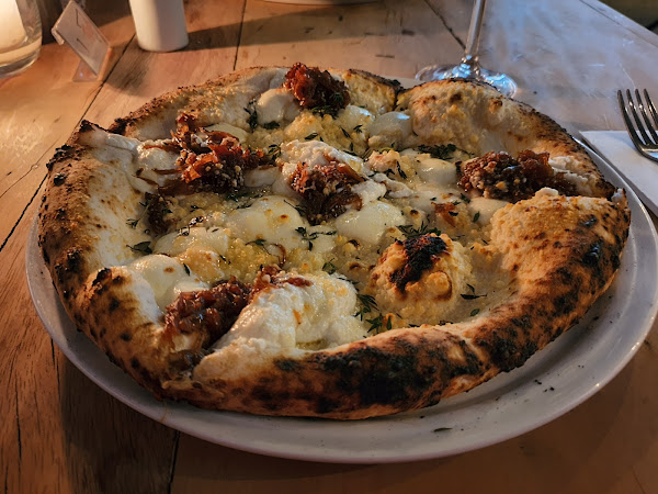 Foto 4 Madá Pizza e Vinho - Centro