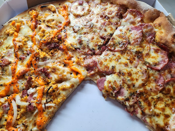 Monsxtra Pizzaria - Trindade