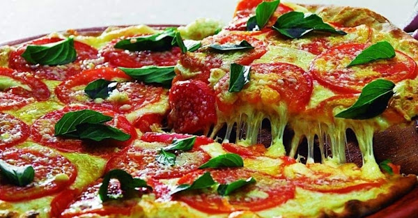 Foto 1 Pellegrinos Pizza 3