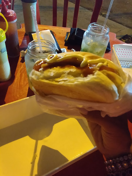 Foto 3 Pellegrinos Pizza 3