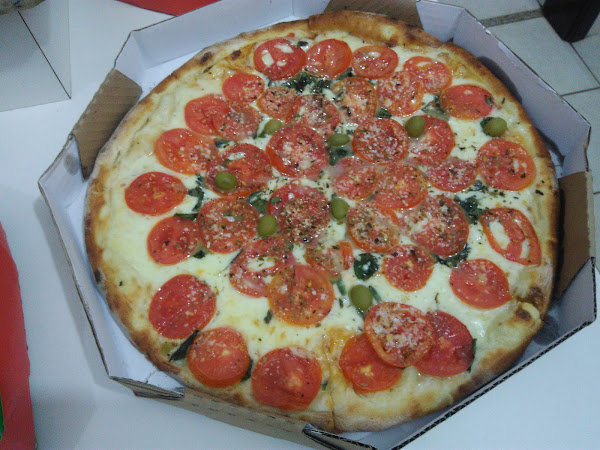 Foto 4 Pellegrinos Pizza 3