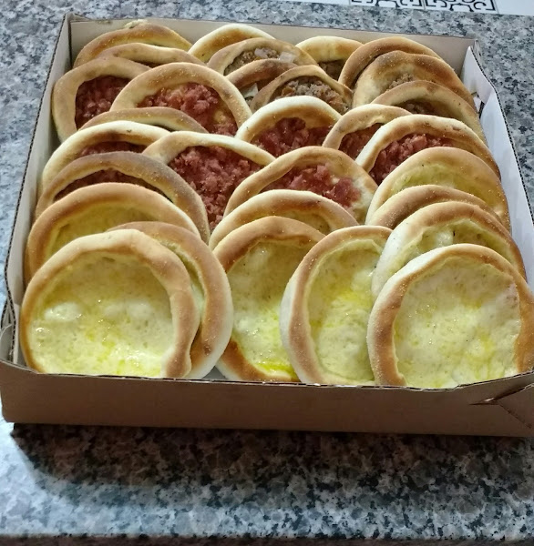 Foto 0 Pizzaria e Esfiharia Nova Pizza