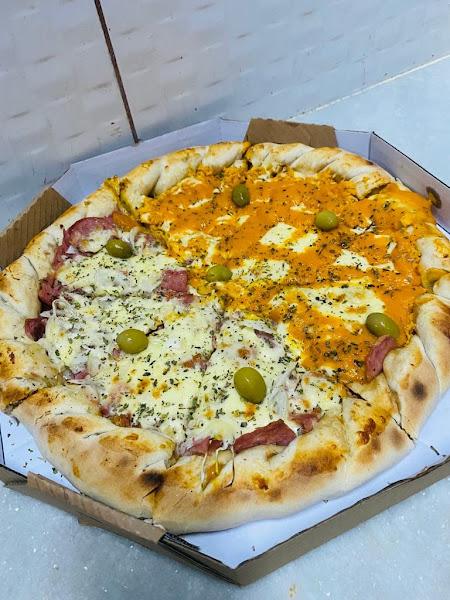 Foto 3 Pizzaria e Esfiharia Pantanal Morro Doce