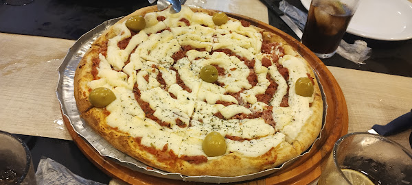 Foto 3 Tropical Esfharia Pizzaria