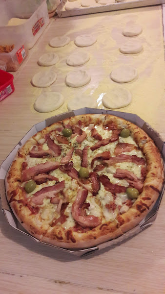 Foto 1 Esfiharia Pizzaria Doce Mel