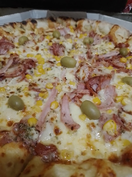 Pizzaria e esfiharia High