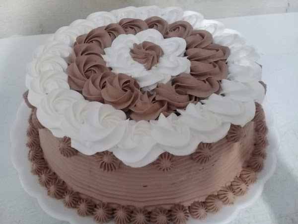 Foto 1 Bolos e Pizzaria Ferreira