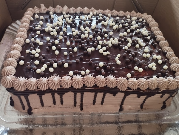 Foto 2 Bolos e Pizzaria Ferreira