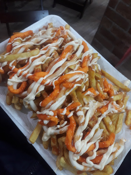 Foto 3 Cecília pizzaria e esfiharia