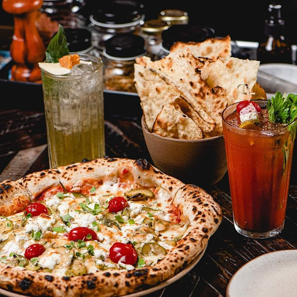 Foto 2 Ella Pizzaria