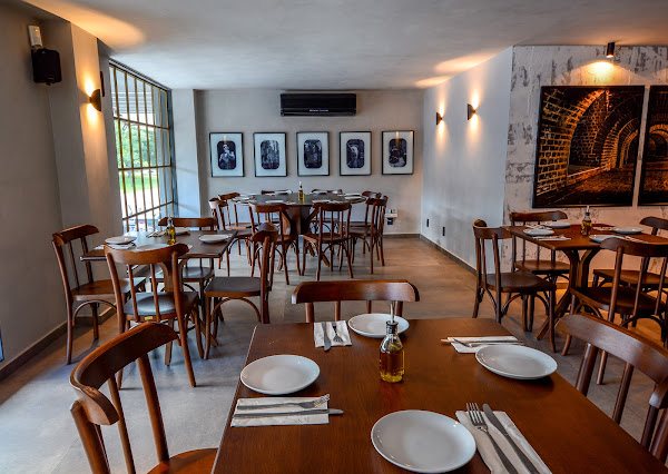 Vinny''s Pizzaria Napoletana Vinny''s Pizzaria Napoletana