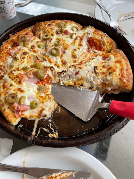 Foto 1 Pizza Hut Asa Norte: Pizzaria, Sobremesas, Bebidas em Brasília DF