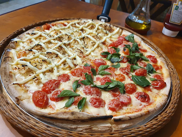 Foto 1 Na Vila Pizzas Artesanais