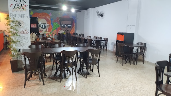 Foto 2 Pizzaria Ducheff Samambaia. Hambúrguer, crepe, macarrão.