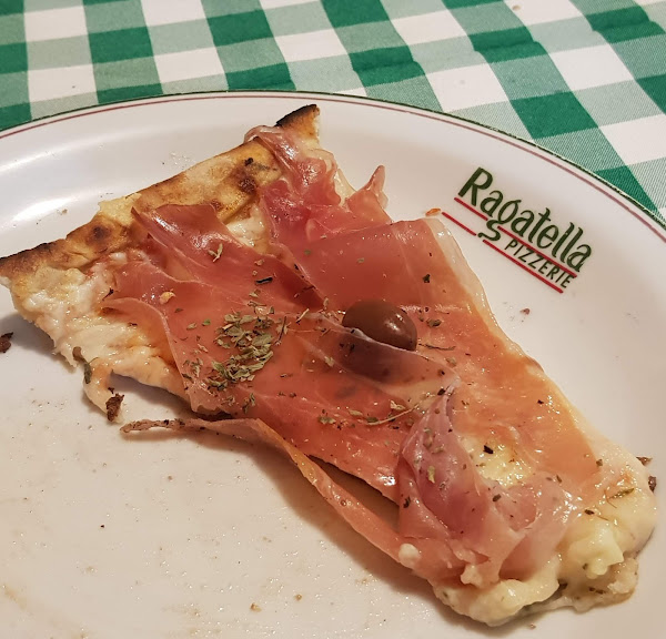 Foto 1 Ragatella Pizzerie