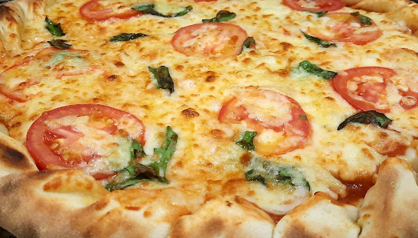 Foto 3 Pizzaria e Esfiharia Janine Foto 3 Pizzaria e Esfiharia Janine