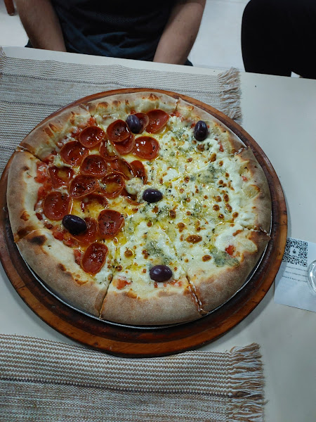 Foto 2 Ferrari''s Pizzaria e Esfiharia