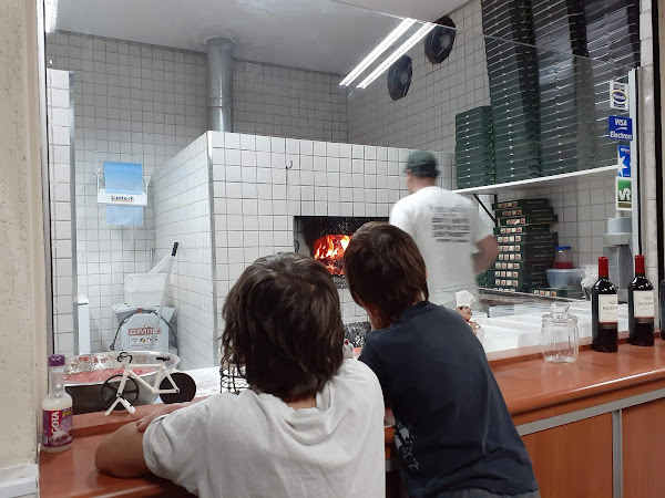 Foto 4 Ferrari''s Pizzaria e Esfiharia