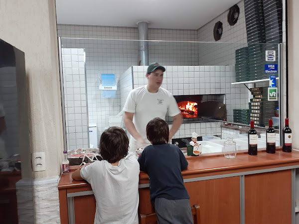 Foto 6 Ferrari''s Pizzaria e Esfiharia