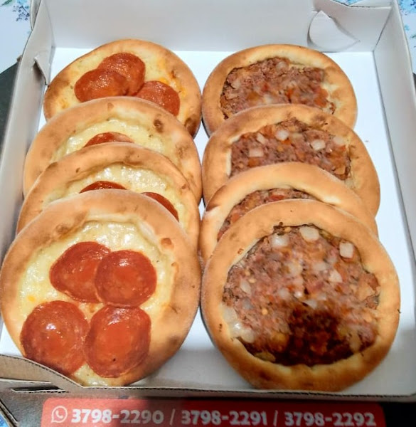 Foto 3 Pizzas e Esfihas Coração de Ouro II