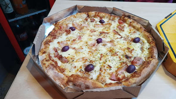 Foto 4 Hamotzi Pizzaria, Esfihas e Burger''s