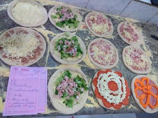 Foto 3 Pizzaria e Esfiharia Bella Napole