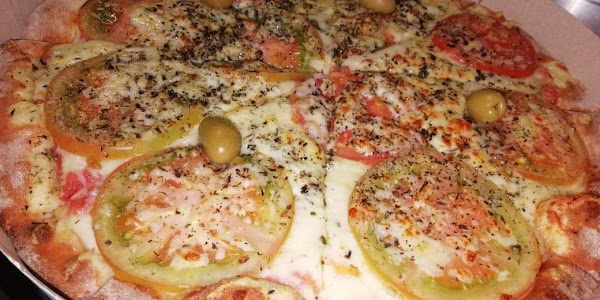 Foto 6 Pizzaria e Esfiharia Bella Napole Foto 6 Pizzaria e Esfiharia Bella Napole