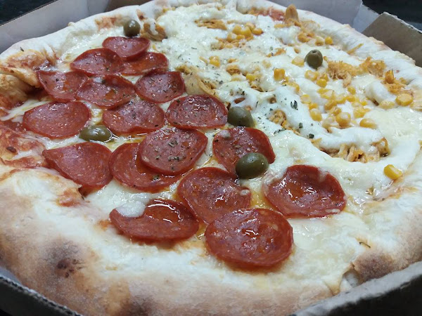 Foto 2 We Love Pizza Delivery