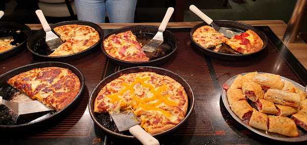 Foto 5 Pizza Hut Ecoville: Pizzaria, Sobremesas, Bebidas em Curitiba