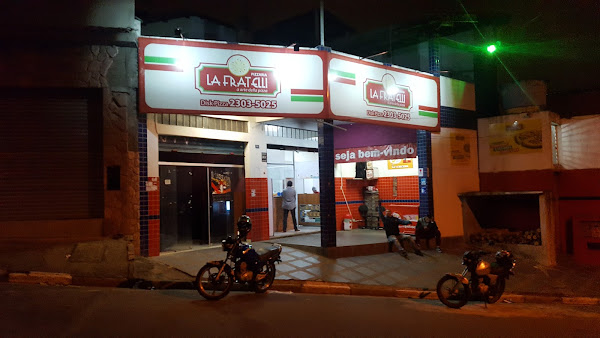 Foto 1 La Fratelli Pizzaria