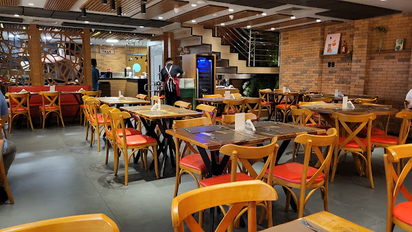 Foto 2 Piazza Sicilia