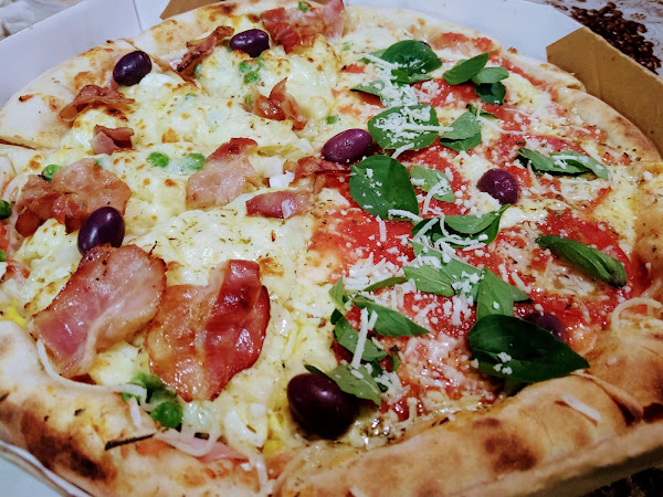 Foto 5 Maguila''s Pizzas & Burger