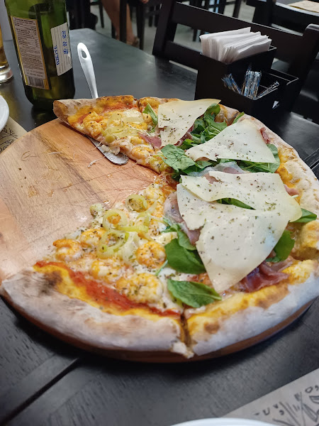 Foto 1 Pizzaria Calabrezza Icaraí