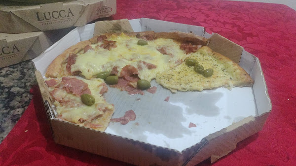 Foto 1 Lucca Itaim Pizzaria e Esfiharia Ltda
