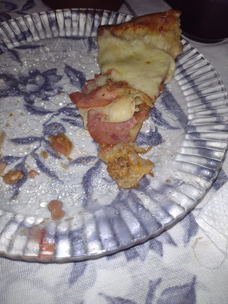 Foto 2 Lucca Itaim Pizzaria e Esfiharia Ltda