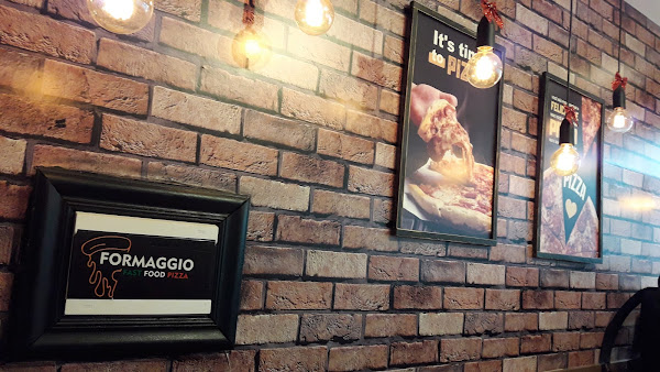 Foto 2 Formaggio Fast Food Pizza