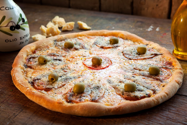 Foto 1 Bella Capri Pizzaria - Maringá Catedral