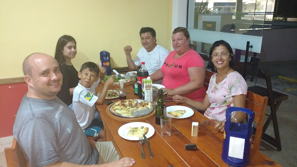 Foto 3 Pizzaria & Restaurante La Taverna - Zona Oeste Foto 3 Pizzaria & Restaurante La Taverna - Zona Oeste