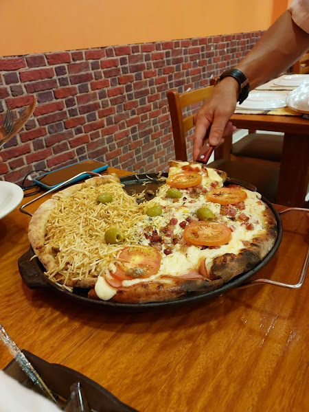 Foto 1 Fornaza Pizzaria e Choperia