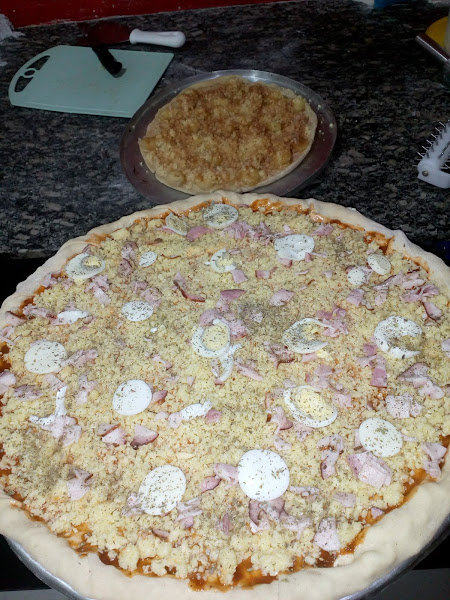 GUG''S PIZZAS