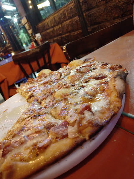 Foto 1 Cavernas Pizzaria