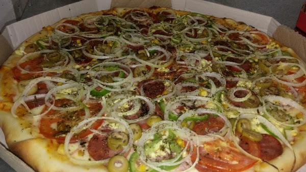 Em Família - Pizzaria e Petiscaria