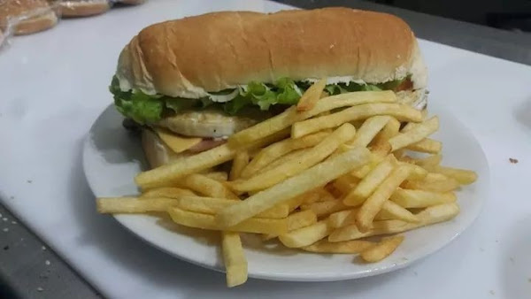 Foto 1 PIZZARIA E LANCHONETES JENYFER