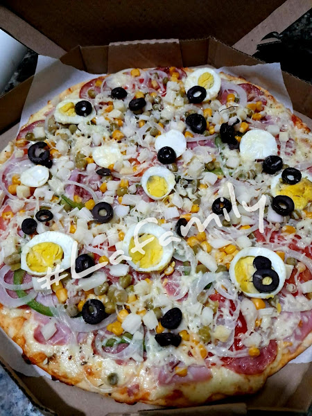 Lá Family Pizza Lá Family Pizza