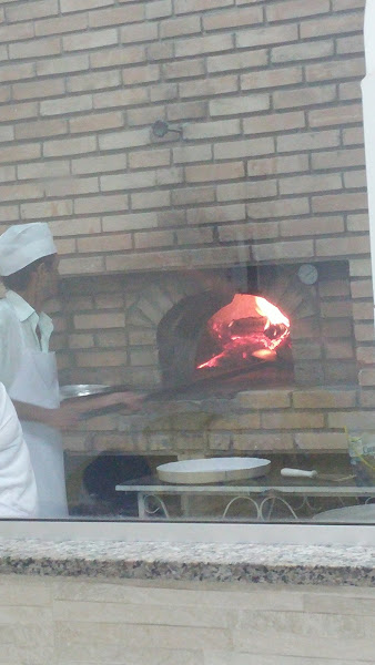 Foto 4 Pizzaria napoles pizzaria Forno A Lenha